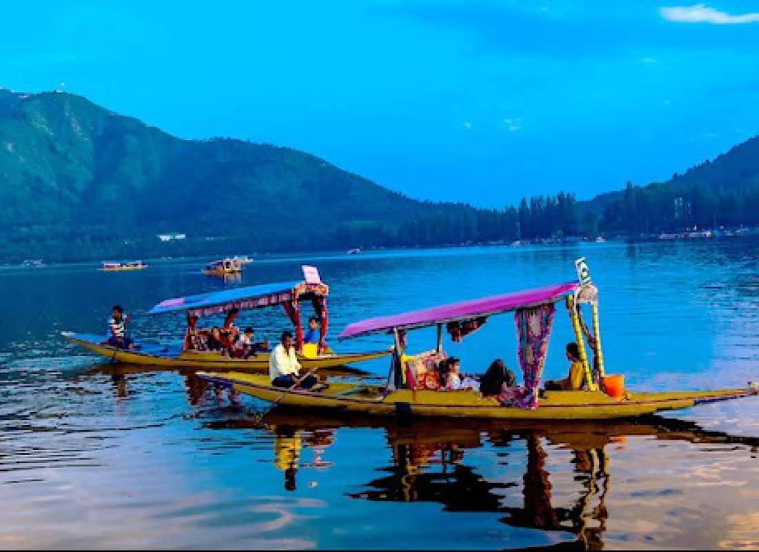 Lets Enjoy With Kashmir